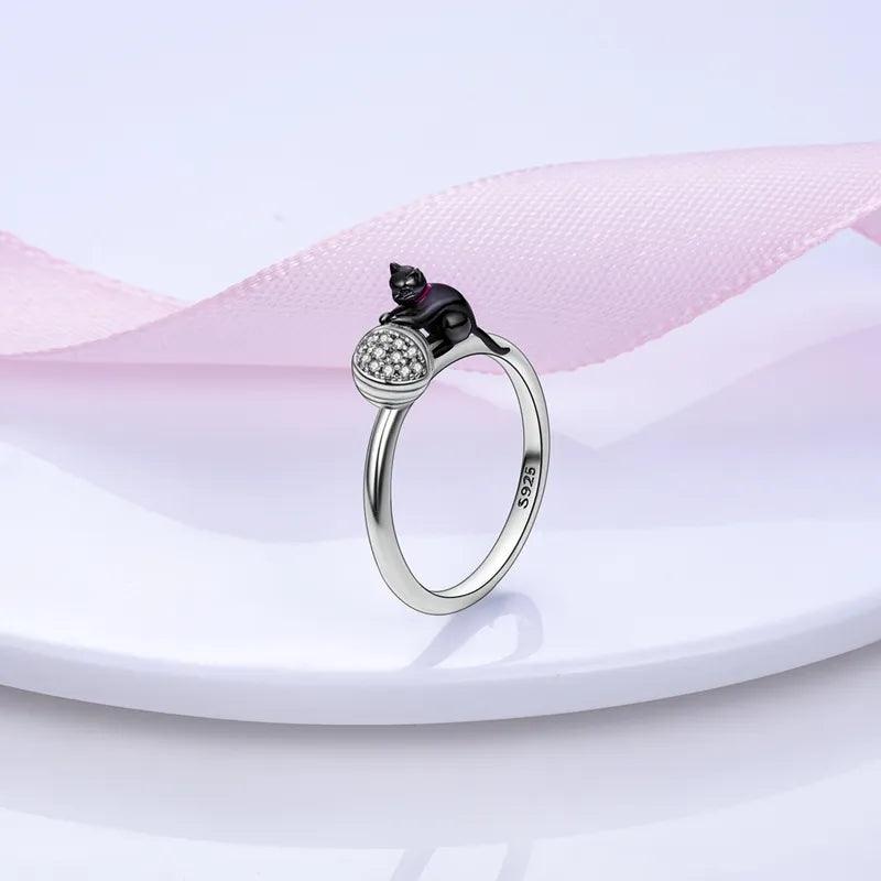 925 Sterling Silver Cat Playing with Ball Ring - Just Cats - Gifts for Cat Lovers