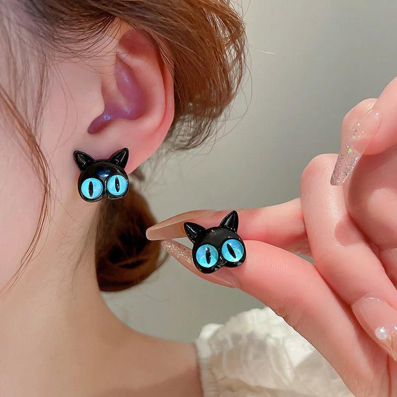 Blue and Yellow Eyes Cat Earring - Just Cats - Gifts for Cat Lovers