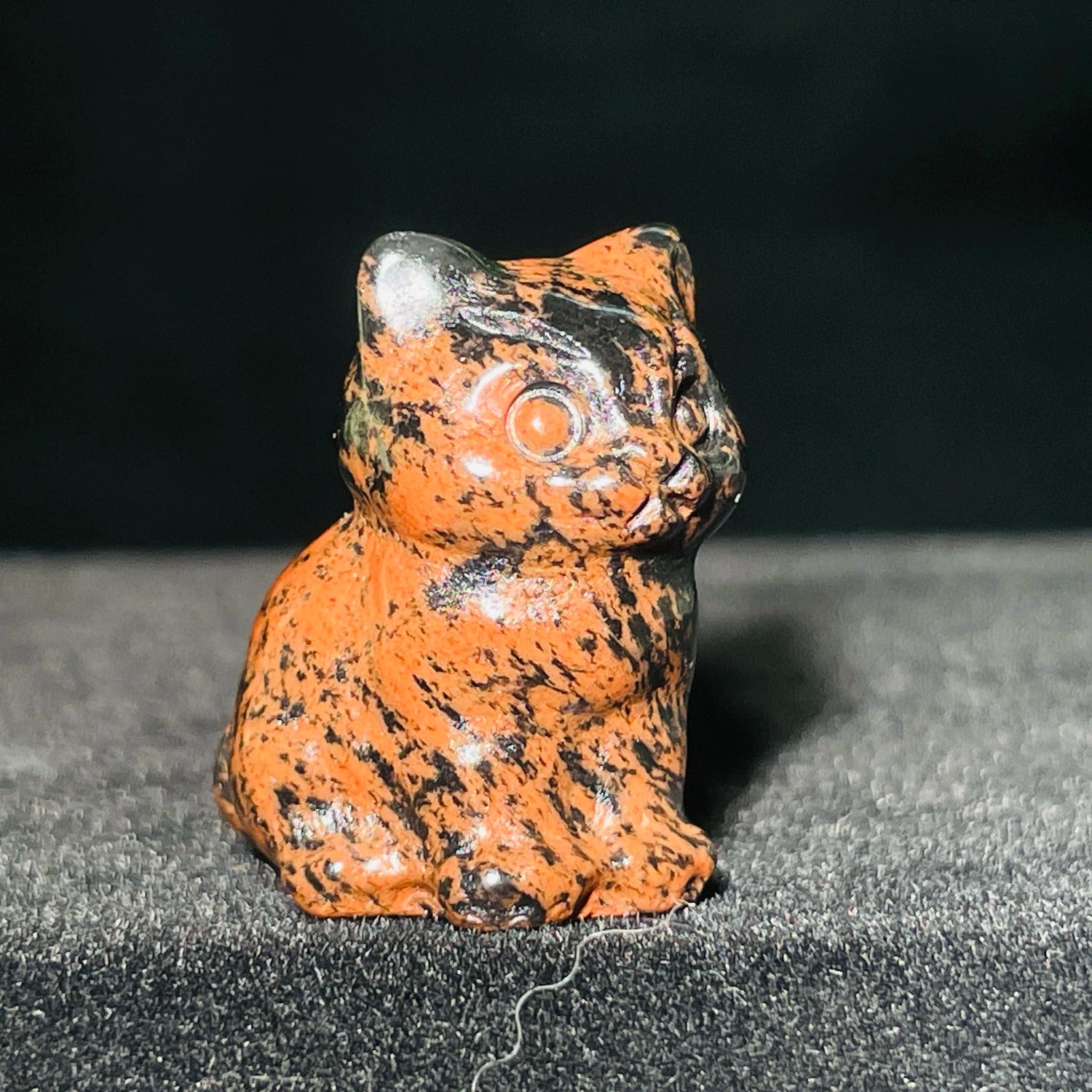 Natural Crystal Sitting cat Figurine - Just Cats - Gifts for Cat Lovers