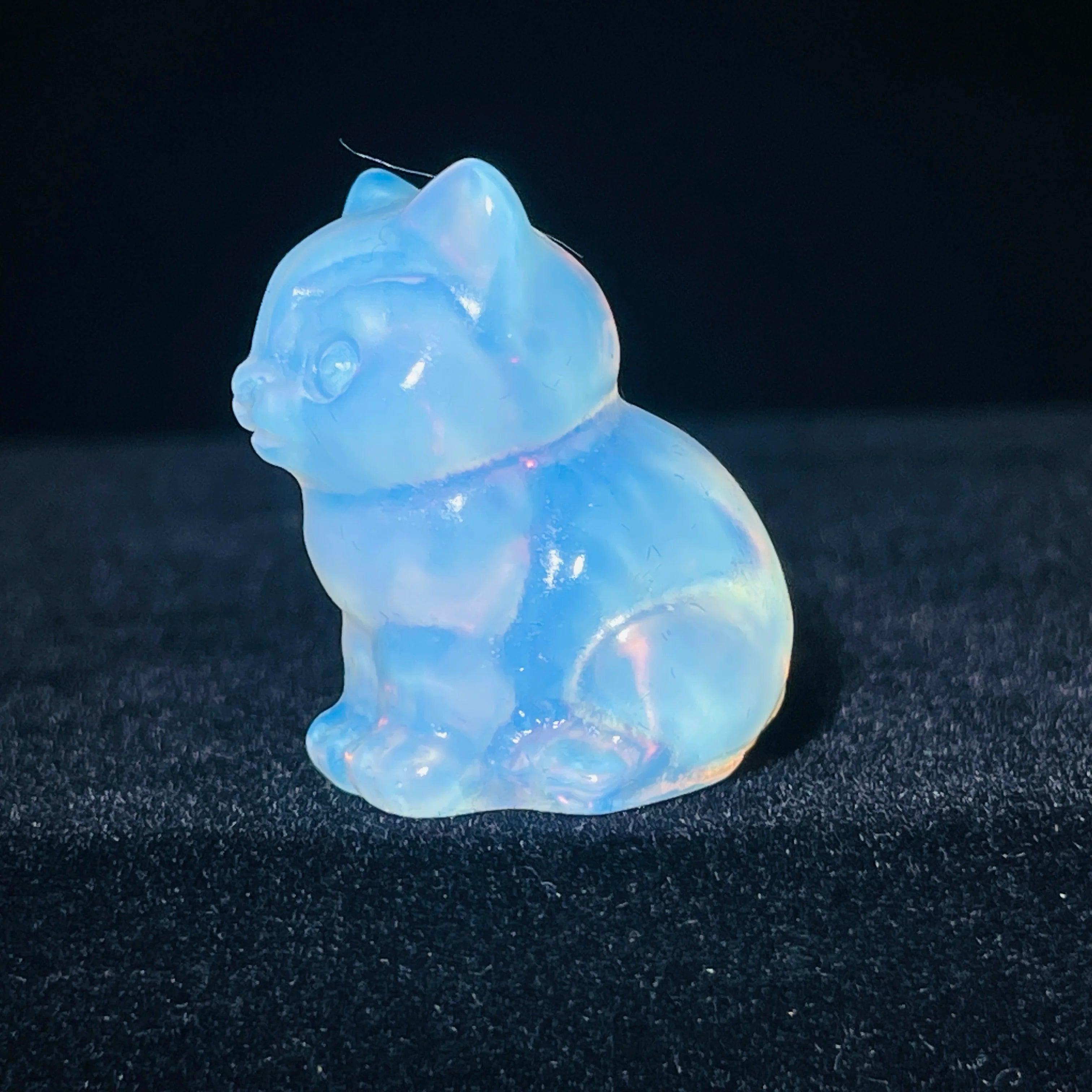 Natural Crystal Sitting cat Figurine - Just Cats - Gifts for Cat Lovers